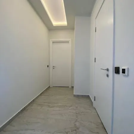 Sa Apartments! Luxury 300m To The Apartment