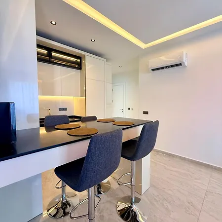 Sa Apartments! Luxury 2Br With Private Beach Access Appartamento Alanya