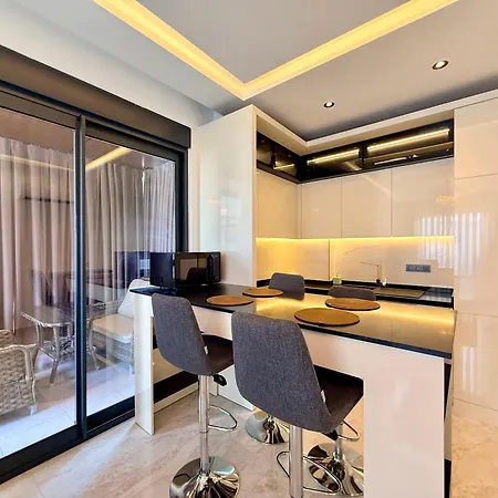 Appartamento Sa Apartments! Luxury 2Br With Private Beach Access