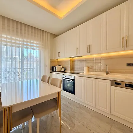 Appartamento Sa Apartments! Luxury 2Br With Private Beach Access Alanya